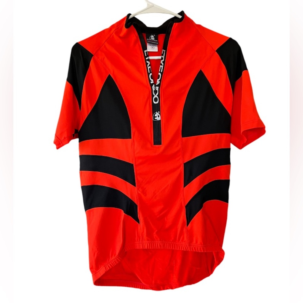Men’s Etxeondo cycling‎ shirt